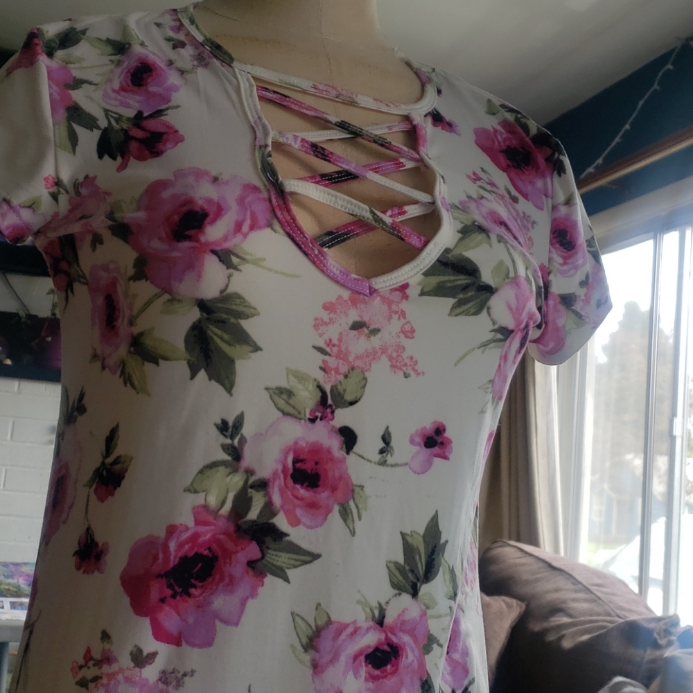 Short sleve top